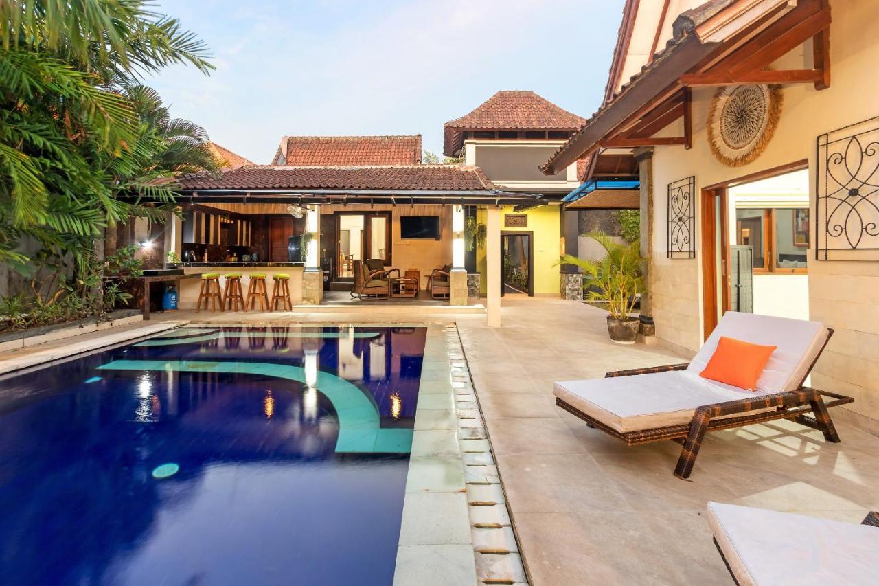 Villa Yati Seminyak Buitenkant foto